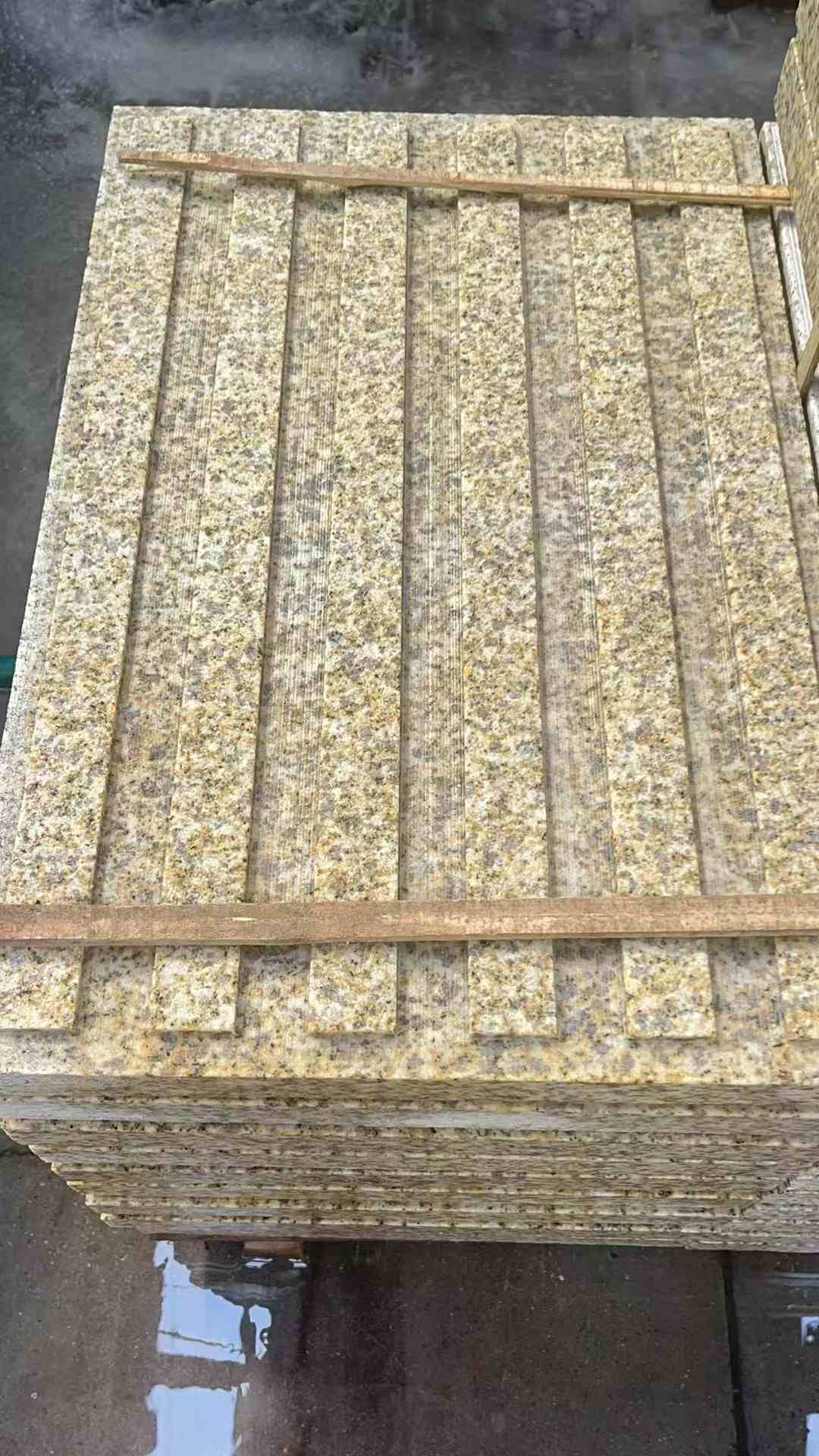 汕头黄金麻盲道 石材盲道