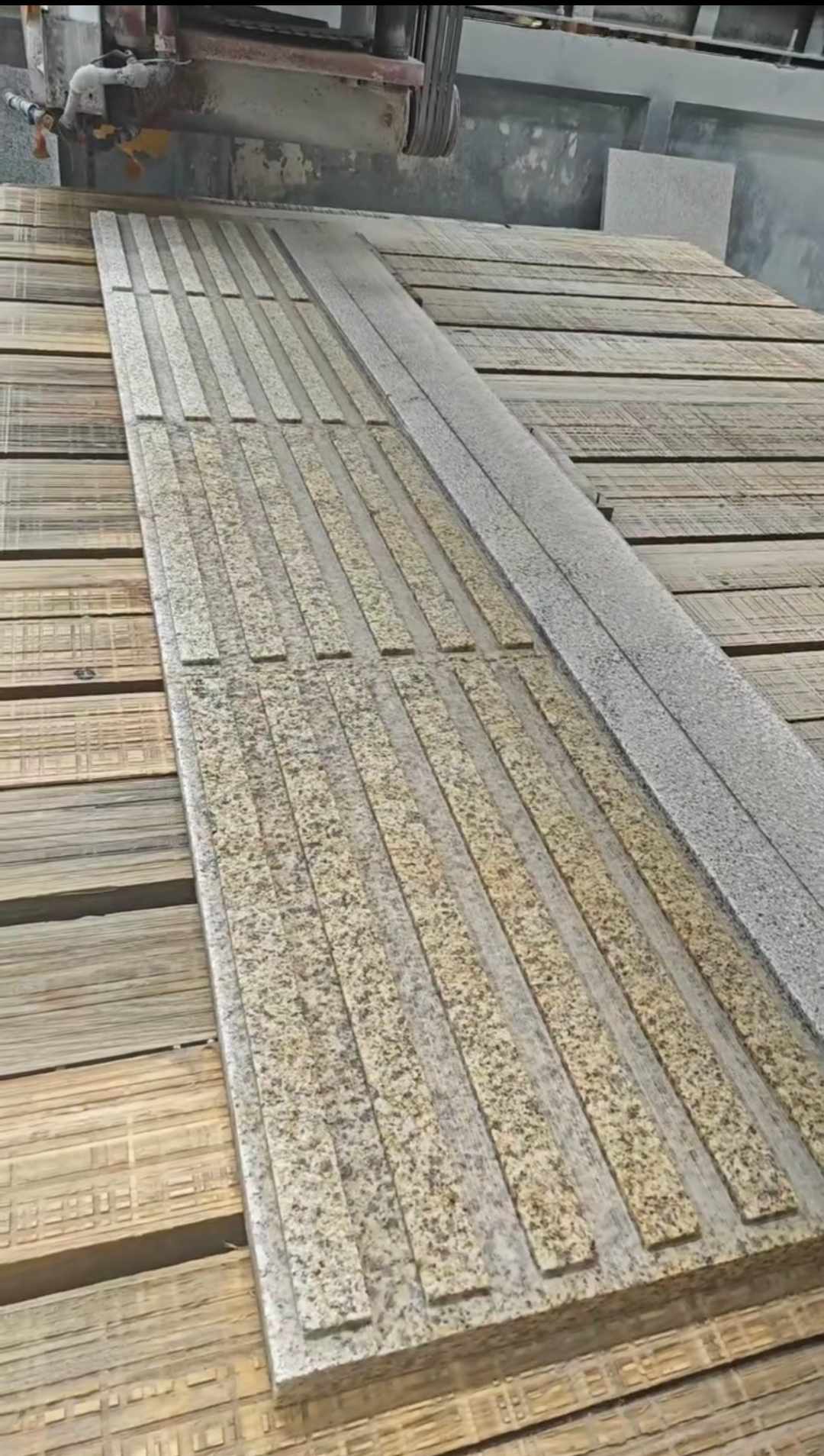 汕头黄金麻盲道石 盲条